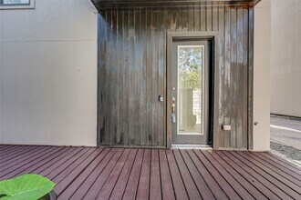 2419 Charleston St in Houston, TX - Building Photo - Building Photo