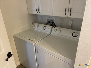 761 Geronimo Dr in Seguin, TX - Building Photo - Building Photo