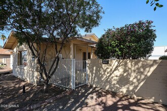3408 W Port Au Prince Ln in Phoenix, AZ - Building Photo - Building Photo