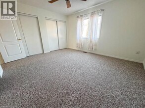 710 Spring Gardens Rd in Burlington, ON - Building Photo - Building Photo