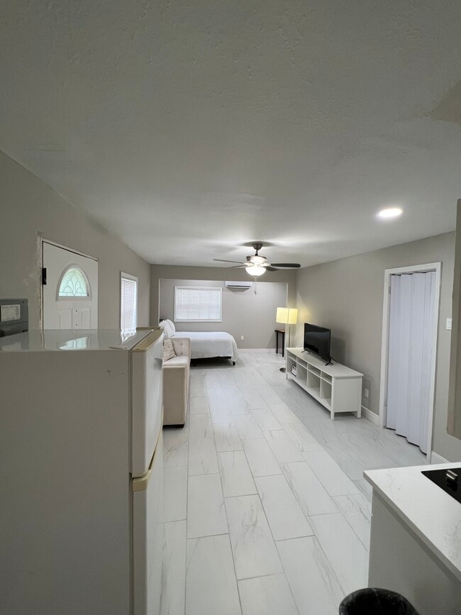 149 Randia Dr, Unit Studio in Orlando, FL - Building Photo - Building Photo