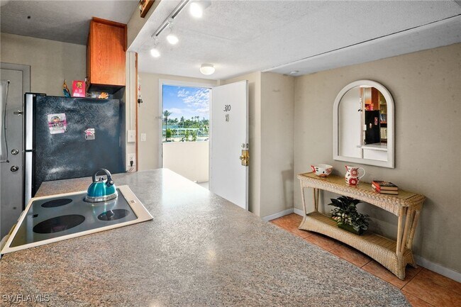 property at 1766 Cape Coral Pkwy E