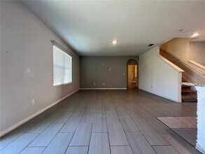 1378 Fox Squirrel Dr in Davenport, FL - Building Photo - Building Photo