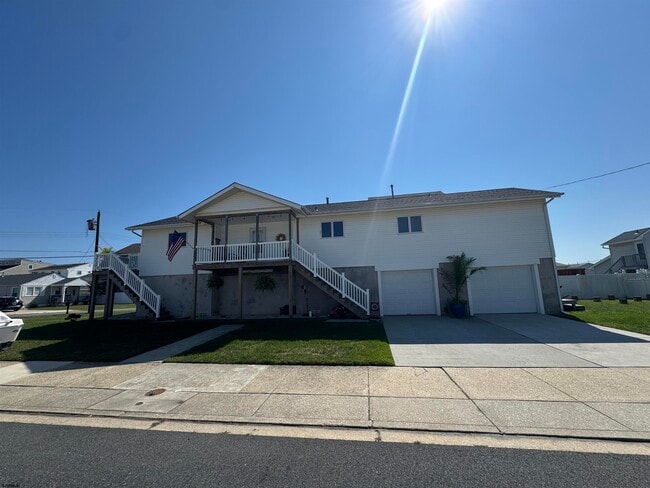 property at 607 E Evans Blvd