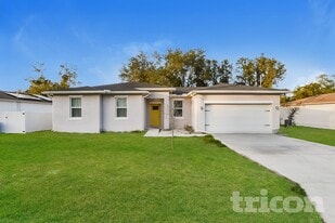 1725 18th St in Orange City, FL - Building Photo