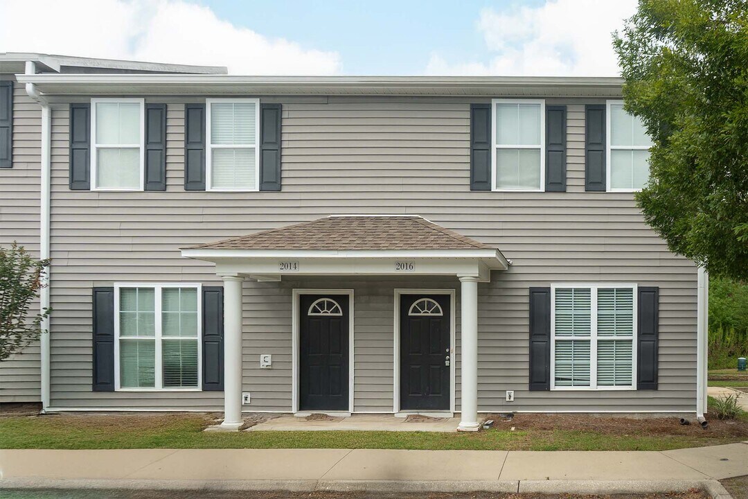 2016 Corvallis Ave in Tallahassee, FL - Building Photo