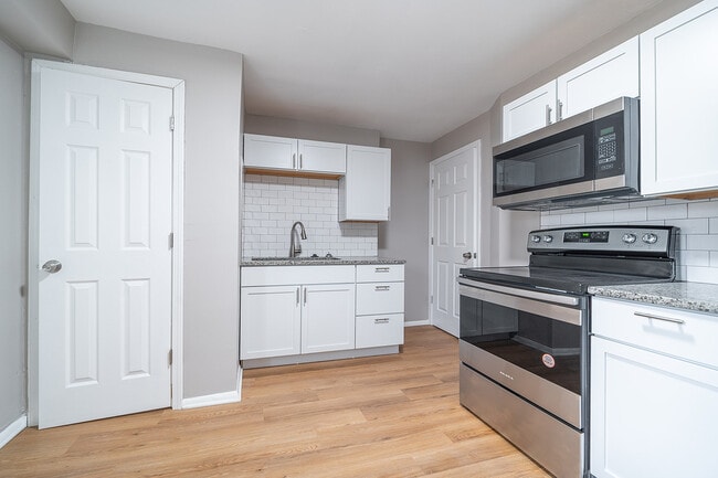 property at 1401 Lockbourne Rd