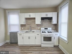5222 Catharine St in Philadelphia, PA - Building Photo - Building Photo