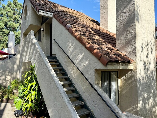 property at 317 N Melrose Dr