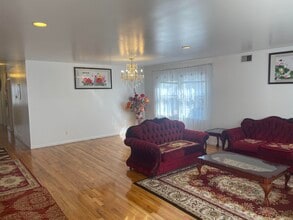 352 4th St in Jersey City, NJ - Building Photo - Building Photo