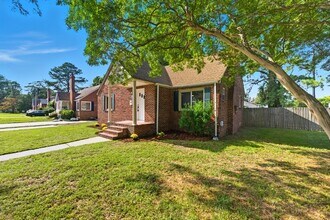 9253 Marlow Ave in Norfolk, VA - Building Photo - Building Photo