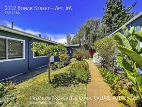 2112 Bonar St in Berkeley, CA - Building Photo - Building Photo
