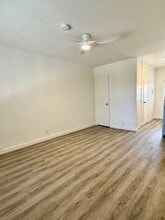 11511 Rochester Ave in Los Angeles, CA - Building Photo - Building Photo