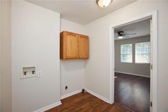 150 Hedges St SE in Marietta, GA - Building Photo - Building Photo