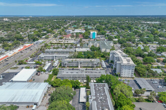 Kalmia Condos in Clearwater, FL - Building Photo - Building Photo