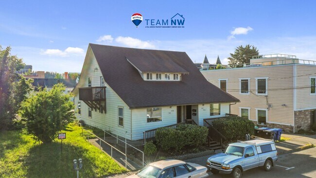 property at 715 Adams St SE