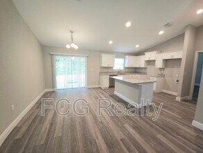 5 Locust Run Radial in Ocala, FL - Foto de edificio - Building Photo