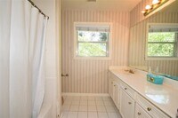 5055 W Bellfort Blvd photo'