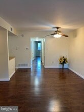 374 Saybrook Ln in Wallingford, PA - Foto de edificio - Building Photo