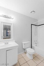 16 N 27th St in Las Vegas, NV - Building Photo - Building Photo