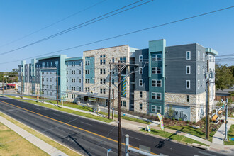 June West Apartments in Austin, TX - Building Photo - Building Photo