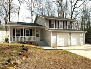 5285 Mainstreet Park Dr in Stone Mountain, GA - Building Photo - Building Photo