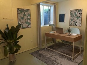 418 NW Maryland St, Unit lower in Pullman, WA - Foto de edificio - Building Photo