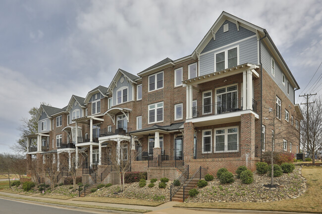 New City Court View Townhomes in Greenville, SC - Building Photo - Building Photo