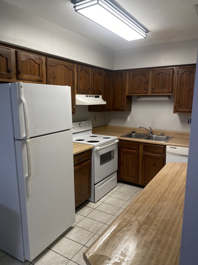 3400 Maxon Rd, Unit Unit 4 in Paducah, KY - Building Photo - Building Photo