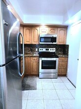 800 West Ave, Unit 506 in Miami Beach, FL - Building Photo - Building Photo