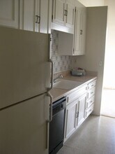 240 Cazneau Ave in Sausalito, CA - Building Photo - Building Photo