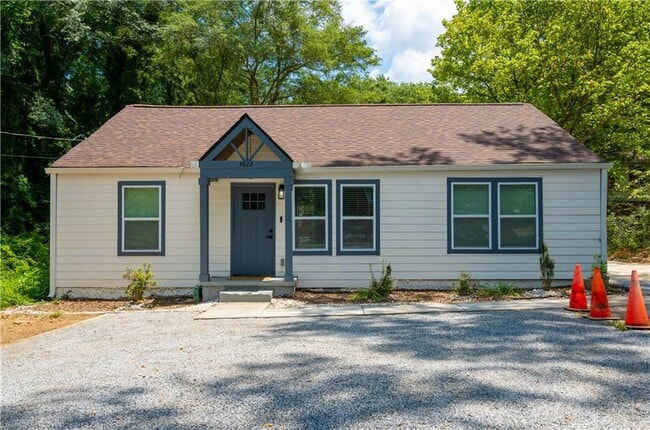 property at 3822 Bakers Ferry Rd SW