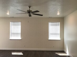 1257 Ranch Cir in Saratoga Springs, UT - Building Photo - Building Photo