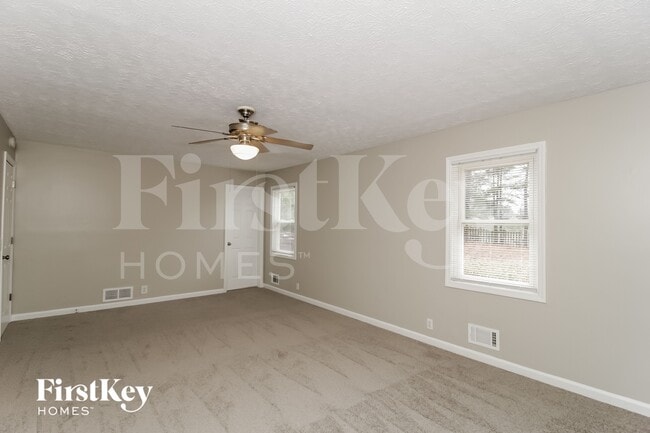 289 Angla Dr SE, Unit 1 in Smyrna, GA - Building Photo - Building Photo