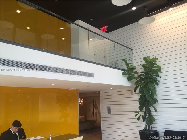 201 SW 17th Rd, Unit 504 in Miami, FL - Building Photo - Building Photo