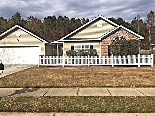 335 Savannah River Dr in Summerville, SC - Building Photo