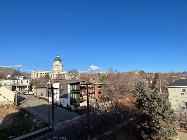 8 Hillside Ave-Unit -506 in Salt Lake City, UT - Building Photo - Building Photo