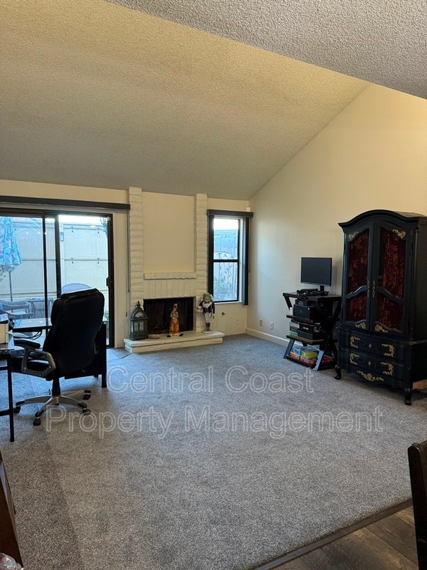 1884 Cherokee Dr in Salinas, CA - Building Photo - Building Photo