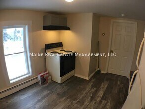 12 Spring St in Brewer, ME - Building Photo - Building Photo