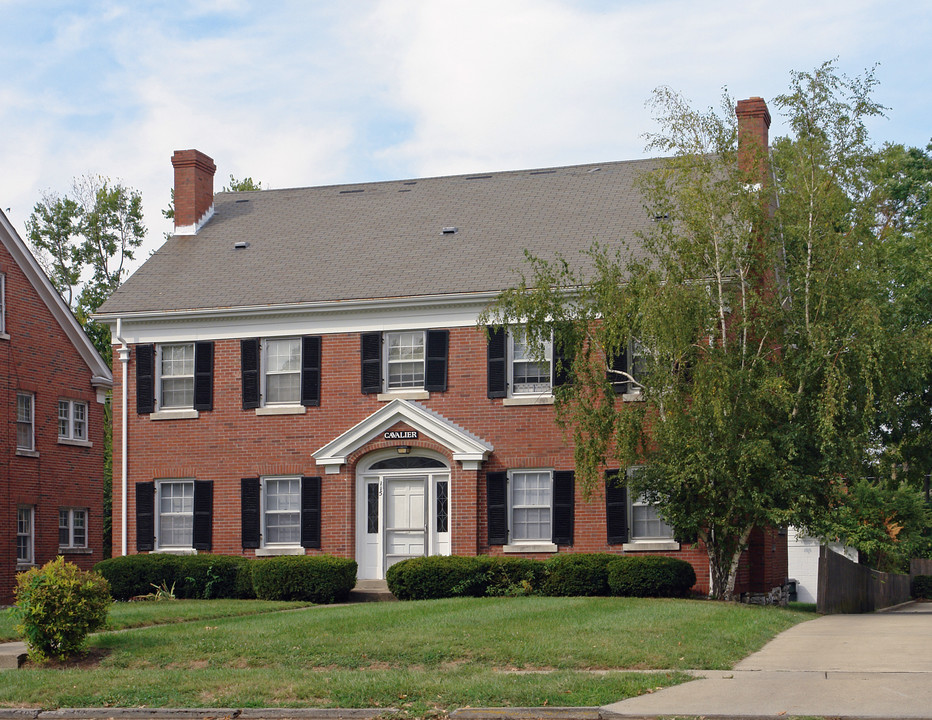 115 Cochran Rd in Lexington, KY - Foto de edificio