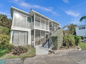 1115 SE 14th Pl in Fort Lauderdale, FL - Foto de edificio - Building Photo
