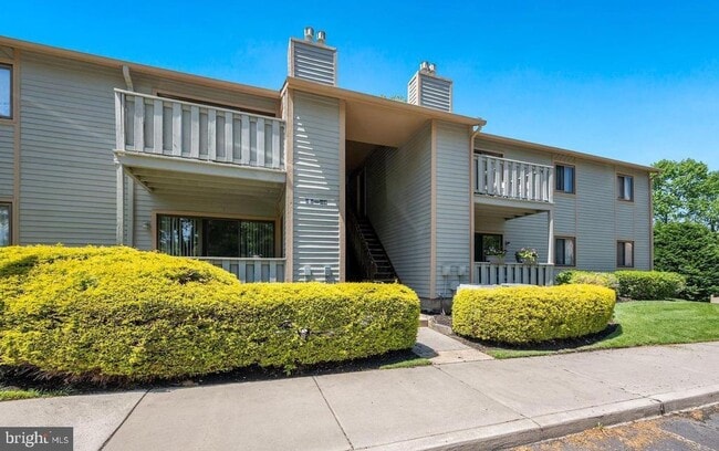 103 Woodhollow Dr in Evesham, NJ - Building Photo - Building Photo