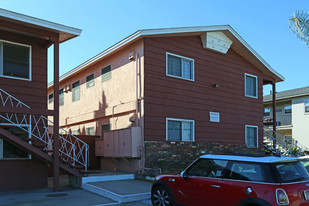 Swiss Chalet Apartments