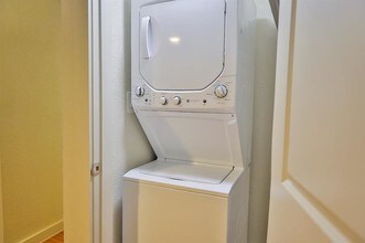 524 Heights Blvd-Unit -2 in Houston, TX - Building Photo - Building Photo