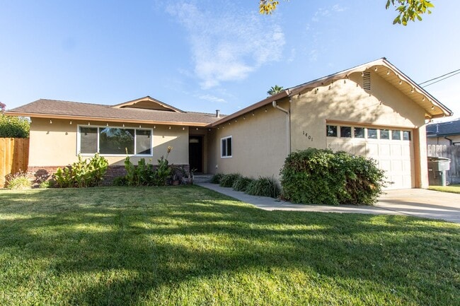property at 1401 Rosemead Ct