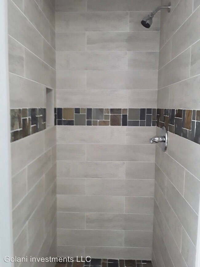 260 SW 8th Ave in Hallandale Beach, FL - Building Photo - Building Photo