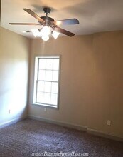 191 RoundHill Rd in Branson, MO - Foto de edificio - Building Photo