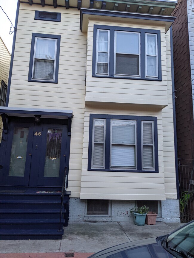 46 Irving St Rentals in Albany, NY