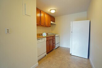 90 Gardner St in Boston, MA - Building Photo - Building Photo