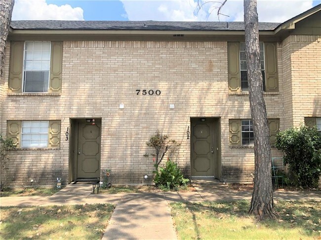 7500 Chapin Rd-Unit -B in Fort Worth, TX - Building Photo - Building Photo
